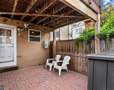 601 S Rose Street - Photo Thumbnail 33