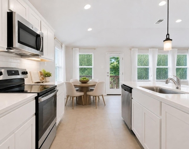 8017 Flintlock Cir - Photo Thumbnail 18