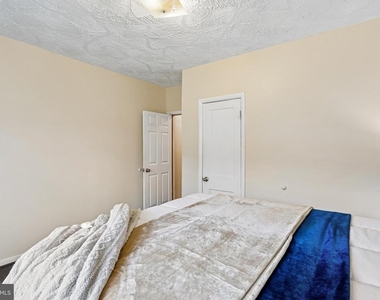 147 Denison Street - Photo Thumbnail 15