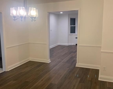 1008 E Lake Avenue - Photo Thumbnail 15