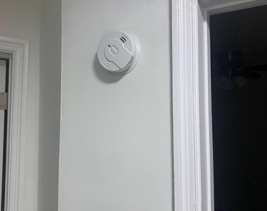 1008 E Lake Avenue - Photo Thumbnail 19