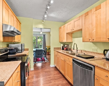 2114 Lang Drive - Photo Thumbnail 9
