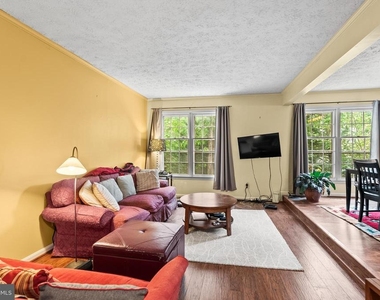 2114 Lang Drive - Photo Thumbnail 4