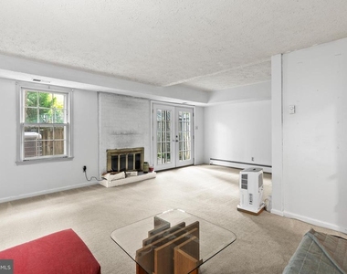 2114 Lang Drive - Photo Thumbnail 24