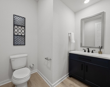 432 Tinto St - Photo Thumbnail 13