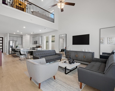 432 Tinto St - Photo Thumbnail 7