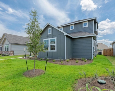 512 Clearlake Dr - Photo Thumbnail 3
