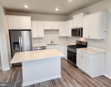 39114 Sail Away Lane - Photo Thumbnail 2