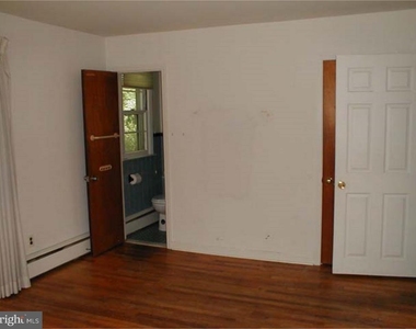 409 N Lynn Drive - Photo Thumbnail 1