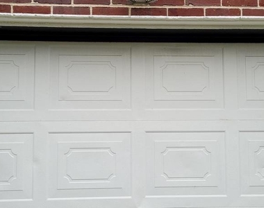 409 N Lynn Drive - Photo Thumbnail 16