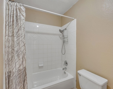 2726 Grimes Ranch Rd - Photo Thumbnail 10