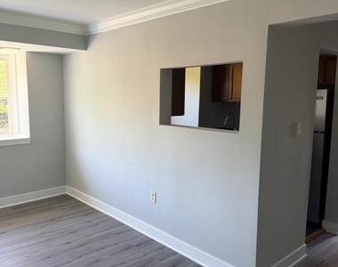 2835 Gainesville Street Se - Photo Thumbnail 3
