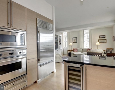 2425 L Street Nw - Photo Thumbnail 7