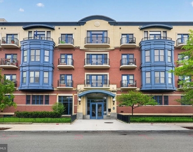 401 13th Street Ne - Photo Thumbnail 2