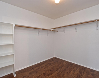 2007 Horizon Park Blvd - Photo Thumbnail 22