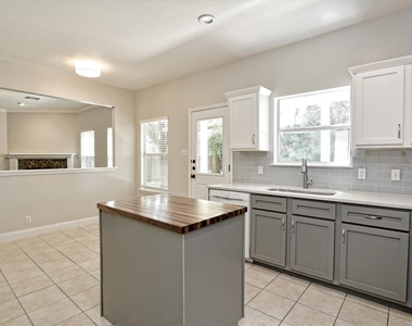 2007 Horizon Park Blvd - Photo Thumbnail 12