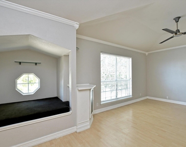 2007 Horizon Park Blvd - Photo Thumbnail 16