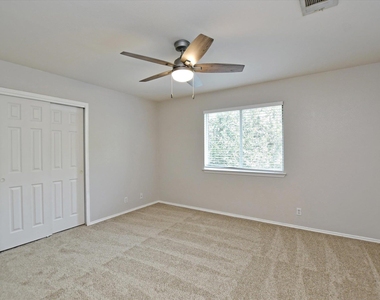 2007 Horizon Park Blvd - Photo Thumbnail 26