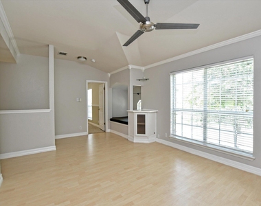 2007 Horizon Park Blvd - Photo Thumbnail 15