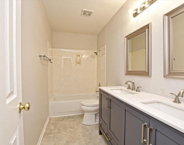 2007 Horizon Park Blvd - Photo Thumbnail 25