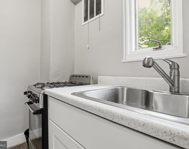 2720 Wisconsin Avenue Nw - Photo Thumbnail 5