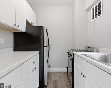 2720 Wisconsin Avenue Nw - Photo Thumbnail 3