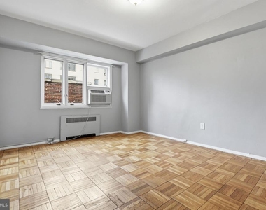 2720 Wisconsin Avenue Nw - Photo Thumbnail 12