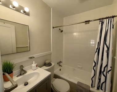 102 O Street Sw - Photo Thumbnail 7
