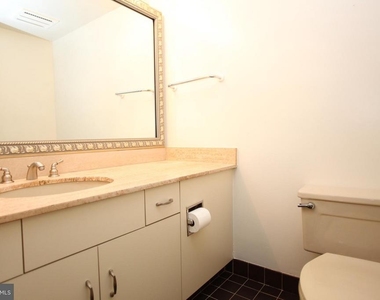 1015 33rd Street Nw - Photo Thumbnail 10