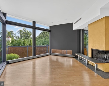 3113 45th Street Nw - Photo Thumbnail 7