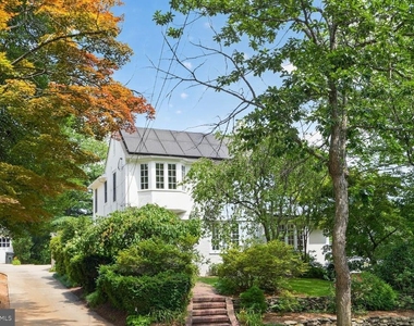 3113 45th Street Nw - Photo Thumbnail 1