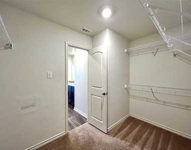 113 Sunnymeade Ln - Photo Thumbnail 11