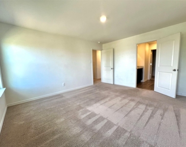 113 Sunnymeade Ln - Photo Thumbnail 9
