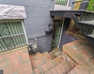 722 13th Street Se - Photo Thumbnail 1