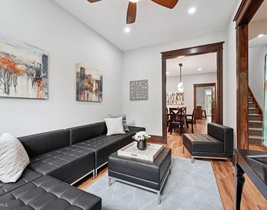 722 13th Street Se - Photo Thumbnail 2