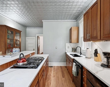 722 13th Street Se - Photo Thumbnail 6