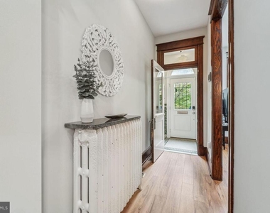 722 13th Street Se - Photo Thumbnail 24