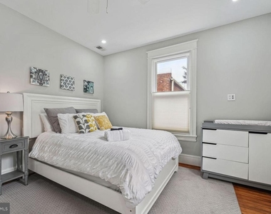 722 13th Street Se - Photo Thumbnail 16