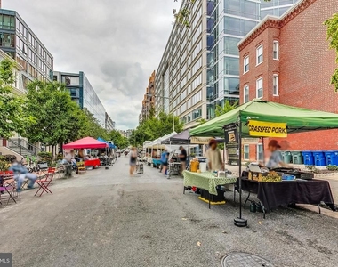 811 4th Street Nw - Photo Thumbnail 37