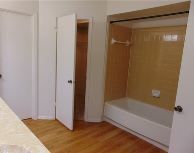 9213 Independence Loop - Photo Thumbnail 16