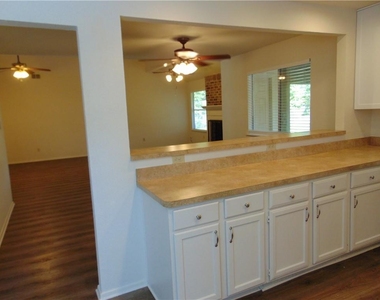 9213 Independence Loop - Photo Thumbnail 6