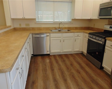 9213 Independence Loop - Photo Thumbnail 5