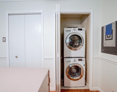 7920 Rockwood Ln - Photo Thumbnail 17