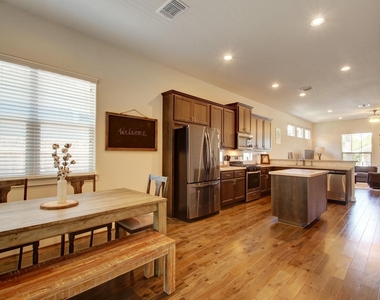 12205 Cottage Promenade Ct - Photo Thumbnail 6