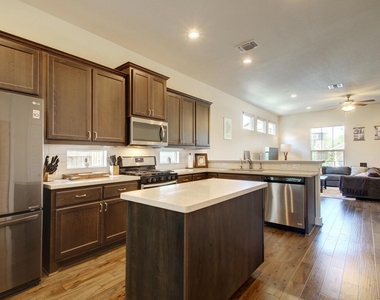 12205 Cottage Promenade Ct - Photo Thumbnail 3
