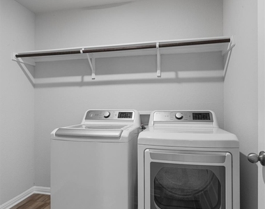 868 Lone Peak Way - Photo Thumbnail 25