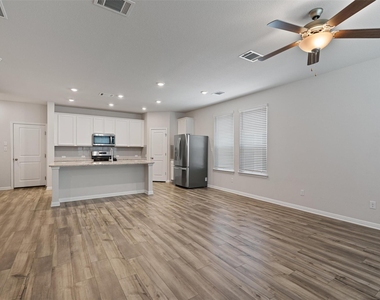 868 Lone Peak Way - Photo Thumbnail 3