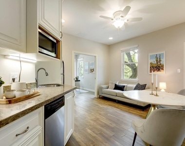 2330 Westforest Dr - Photo Thumbnail 8