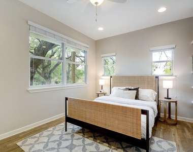 2330 Westforest Dr - Photo Thumbnail 15