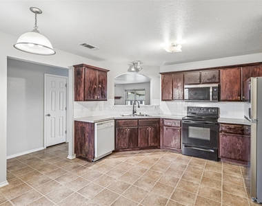 1309 Marlee Cir - Photo Thumbnail 10
